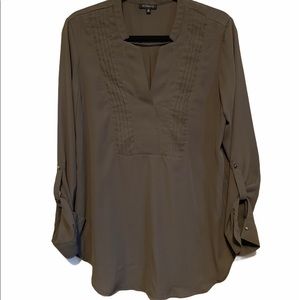 Dynamite sage green long sleeve blouse